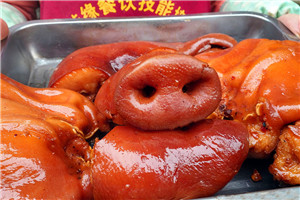 四川卤菜技术培训班多少钱?卤菜技术培训中心