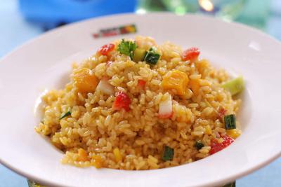 四川炒饭技术培训哪里好?采用理论和实践结合