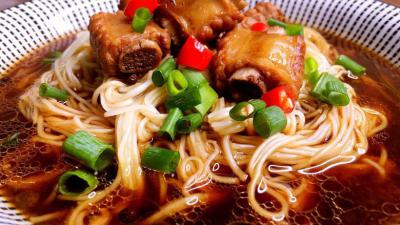 成都餐饮培训学校排名,排骨面食技术培训哪里正宗?