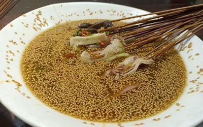 想学正宗钵钵鸡技术哪里味道好?