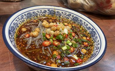 酸辣粉培训哪家味道好？  成都酸辣粉培训哪家味道好？