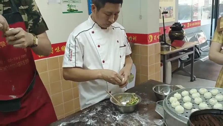 成都包子技术培训哪家强?飘缘早餐技术培训学员口碑与课程解析